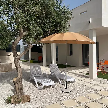 White Houses Luxury And Pool * סקוליטי